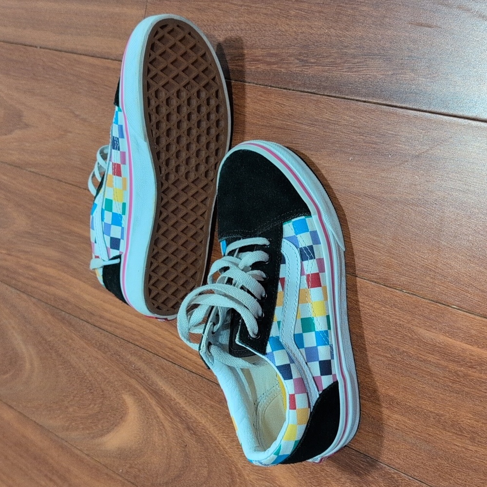 🌴Vans Old Skool Rainbow Checkerboard sneakers Unisex great condition